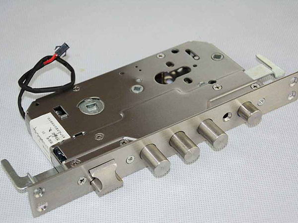 余江24小时上门开锁公司